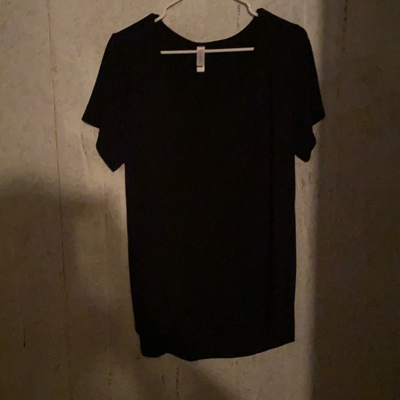 LulaRoe shirt - Picture 1 of 2